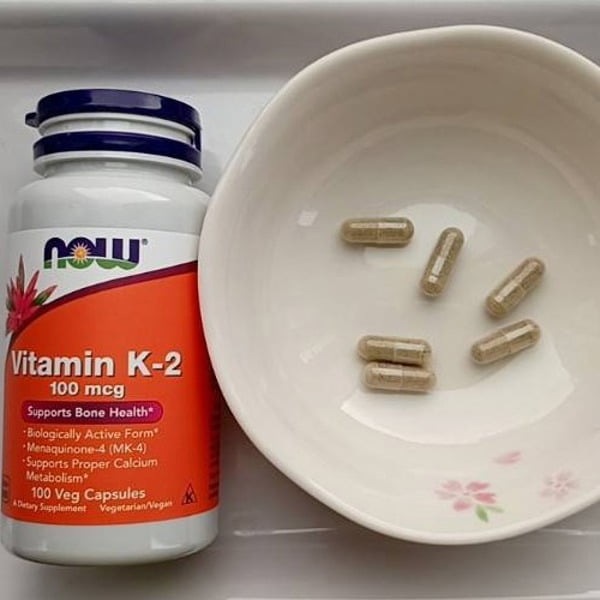 Vitamin K 22