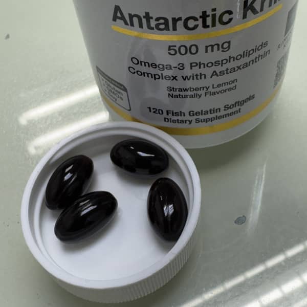 Review High Potency Iron của 21st Century có tốt không? 3 california gold nutrition antarctic krill oil omega 3 phospholipids complex with epa dha and astaxanthin natural strawberry and lemon 500 mg 30 fish gelatin softgels 2