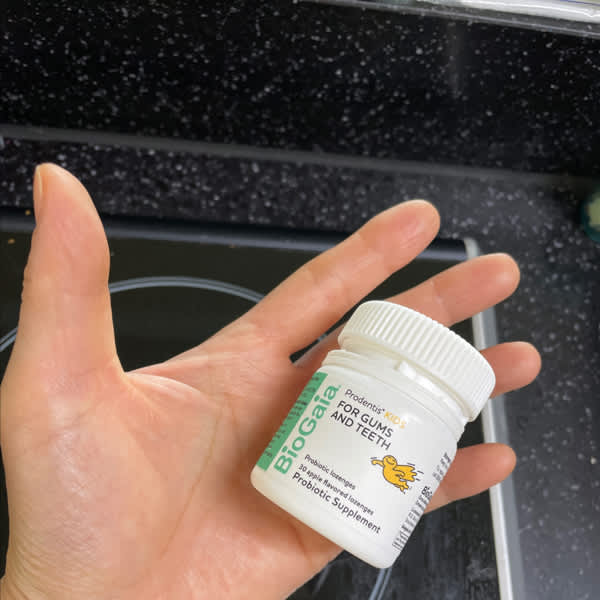 biogaia prodentis kids probiotic lozenges apple 200 million cfu 30 lozenges 2