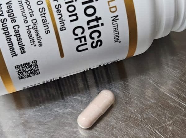 california gold nutrition probiotics with lactobacillus acidophilus bifidobacterium lactis lactobacillus plantarum and lactobacillus casei 10 strain blend 25 billion cfu 60 veggie capsules 2