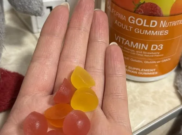 california gold nutrition vitamin d3 gummies lemon orange strawberry 90 gummies 25 mcg 1 000 iu per gummy 2