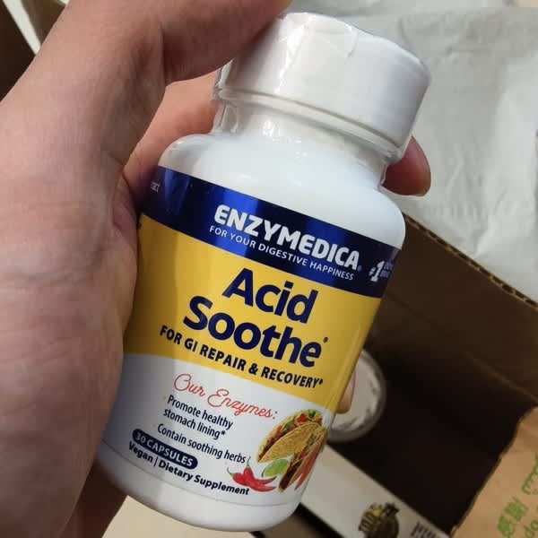 ChildLife Essentials nhà sản xuất Vitamin tốt nhất cho trẻ. 3 enzymedica acid soothe 90 capsules 2