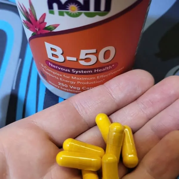 Đánh giá Organic Spirulina của California Gold Nutrition có tốt không? 12 now foods b 50 100 veg capsules 2