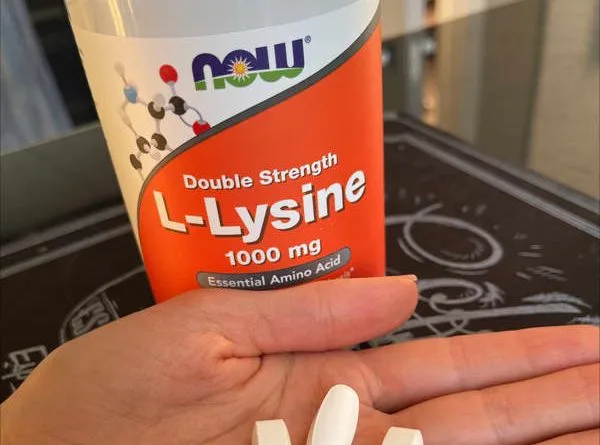 Đánh giá chi tiết NOW Foods L-Lysine 1,000 mg: Bổ sung axit amin thiết yếu 4 now foods l lysine 1000 mg 100 tablets 2