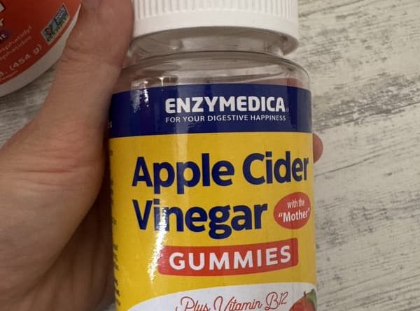 enzymedica apple cider vinegar gummies with the mother 74 gummies 2