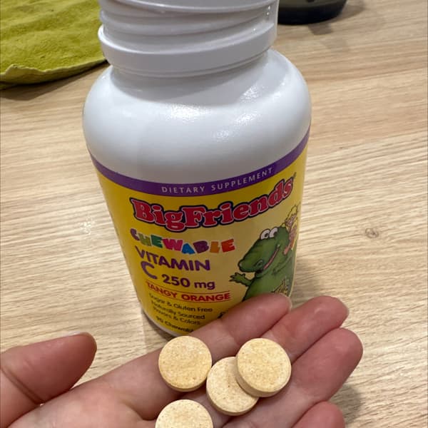 Đánh giá chi tiết Natural Factors Big Friends Chewable Vitamin C Tangy Orange 1 natural factors big friends chewable vitamin c tangy orange 250 mg 90 chewable tablets 2