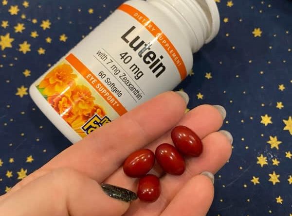 natural factors lutein 60 softgels 2