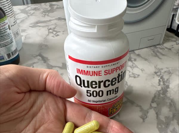 Đánh giá chi tiết Natural Factors Quercetin 500 mg cho sức khỏe toàn diện 8 natural factors quercetin 500 mg 60 vegetarian capsules 2